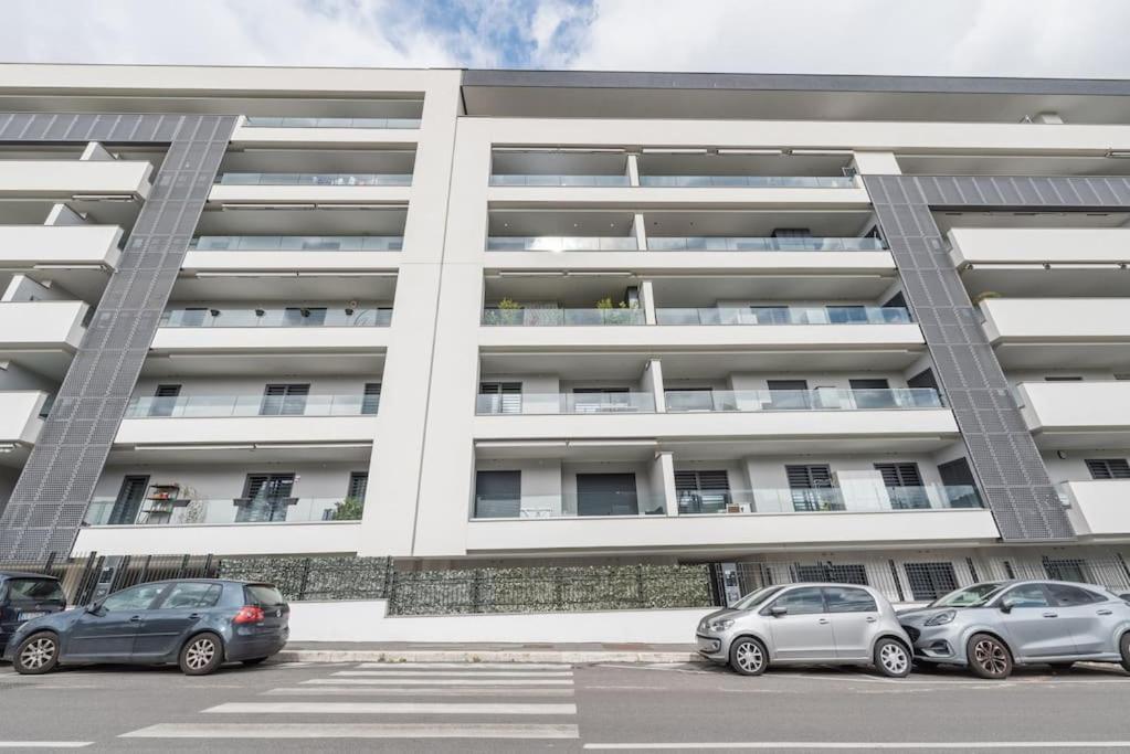 New! Exclusive Eur Apartamento *